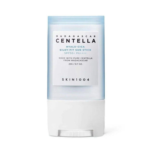 Солнцезащитный стик с шёлковым финишем SKIN1004 Hyalu-Cica Silky-Fit Sun Stick SPF50+ PA++++