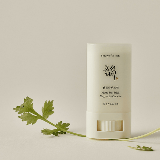 Матирующий солнцезащитный стик Beauty of Joseon Matte Sun Stick Mugwort+Camelia SPF 50+ PA++++
