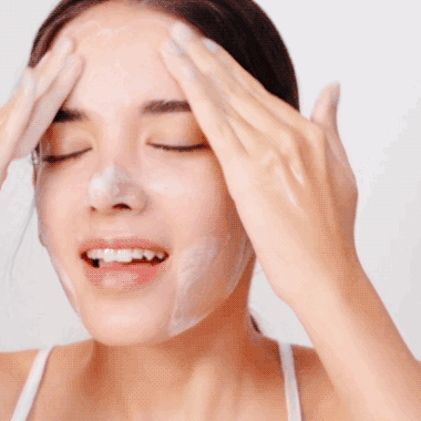 Слабокислотная очищающая гель-пенка против акне с пептидами Mizon Good Bye Blemish Low Ph Cleanser