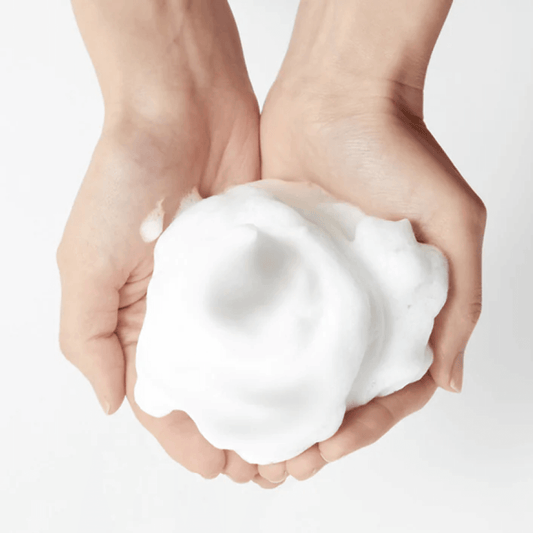 Увлажняющая пенка для умывания Lagom Cellup Micro Foam Cleanser 120 мл