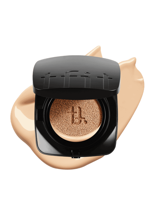 Тональный кушон с сияющим финишем TFIT Layering Fit Glow Cushion EX SPF50+ PA++++ W01 Vanilla